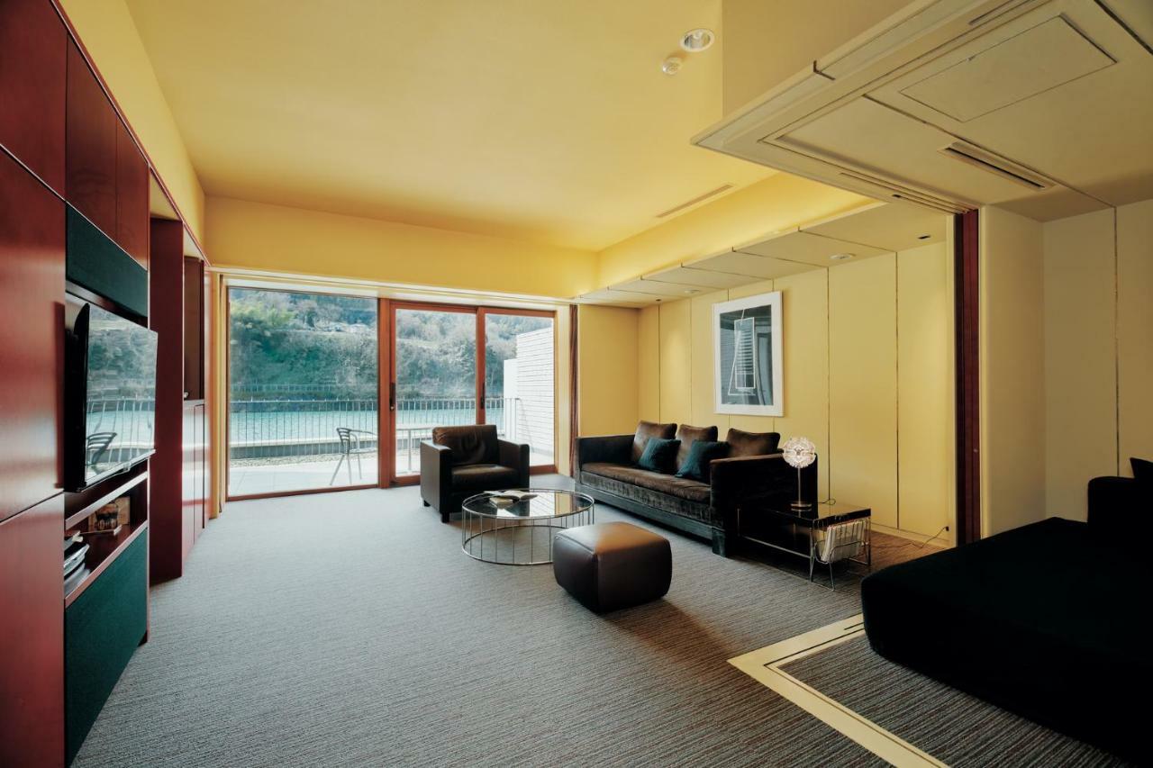 ริเวอร์ รีทรีท การาคุ Hotel โทยามะ ห้อง รูปภาพ